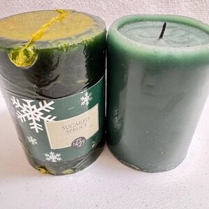 2*CHRISTMAS 2010 Sugared Spruce SCENTED CANDLE 3"x4". LOT Made In USA OLDSTOCK
